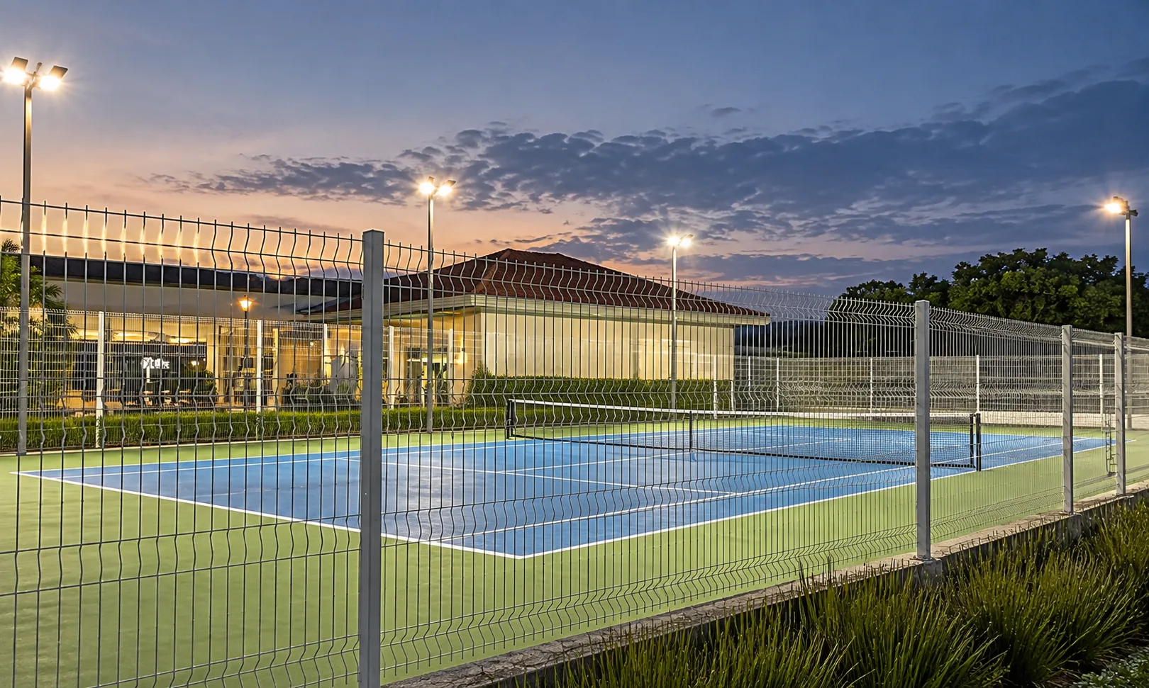 TR Tennis Court — imagen 2