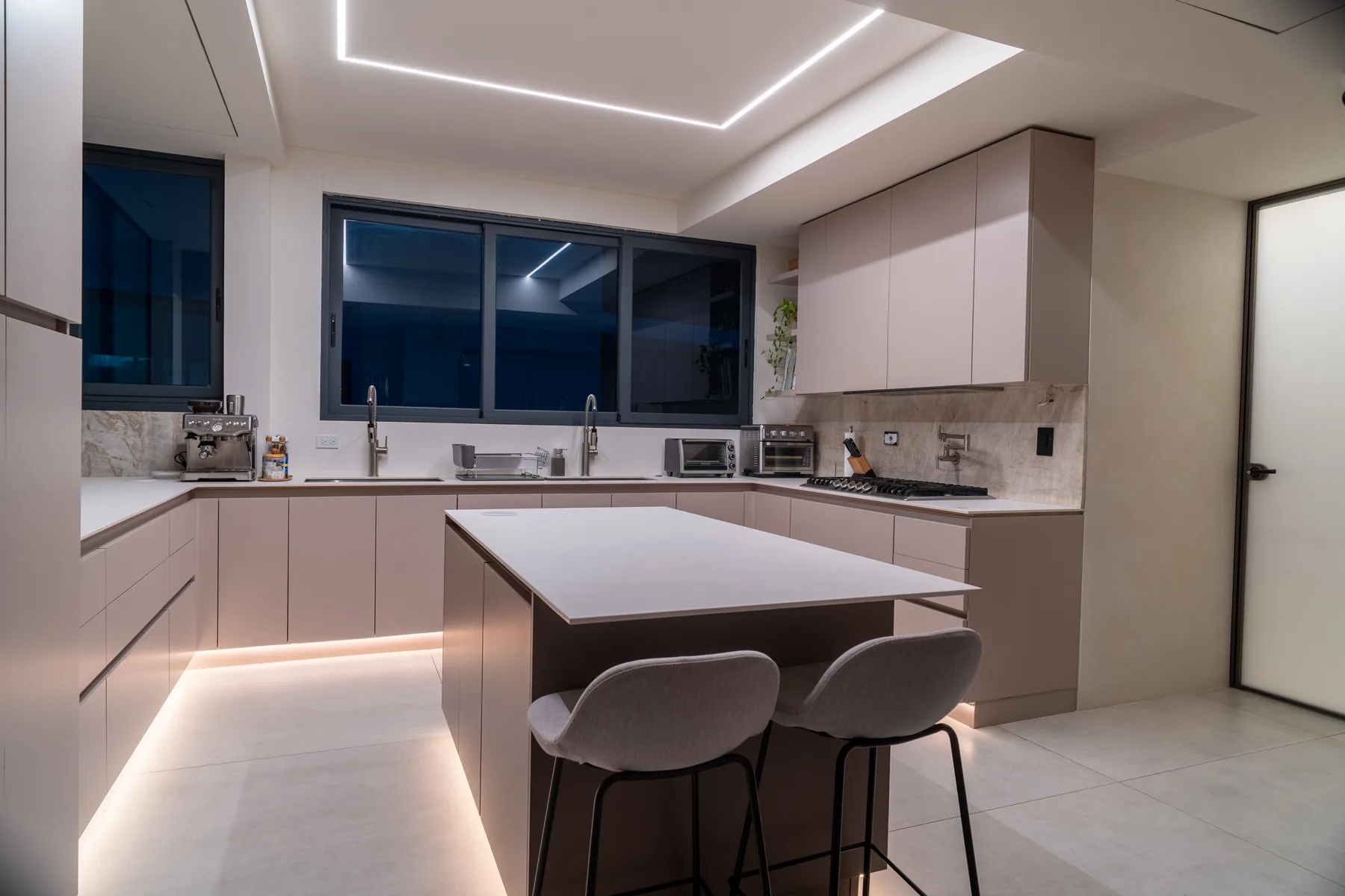 Ocean Front A/B — imagen 18